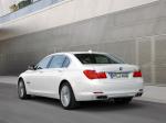BMW 760Li 2009 года